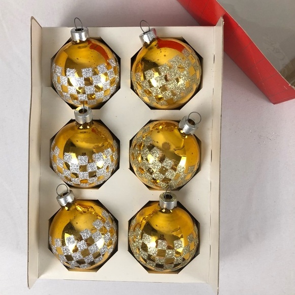🎄Vintage Double Glo Noma gold  and silver Christmas decoration 6 ornaments - Picture 2 of 5